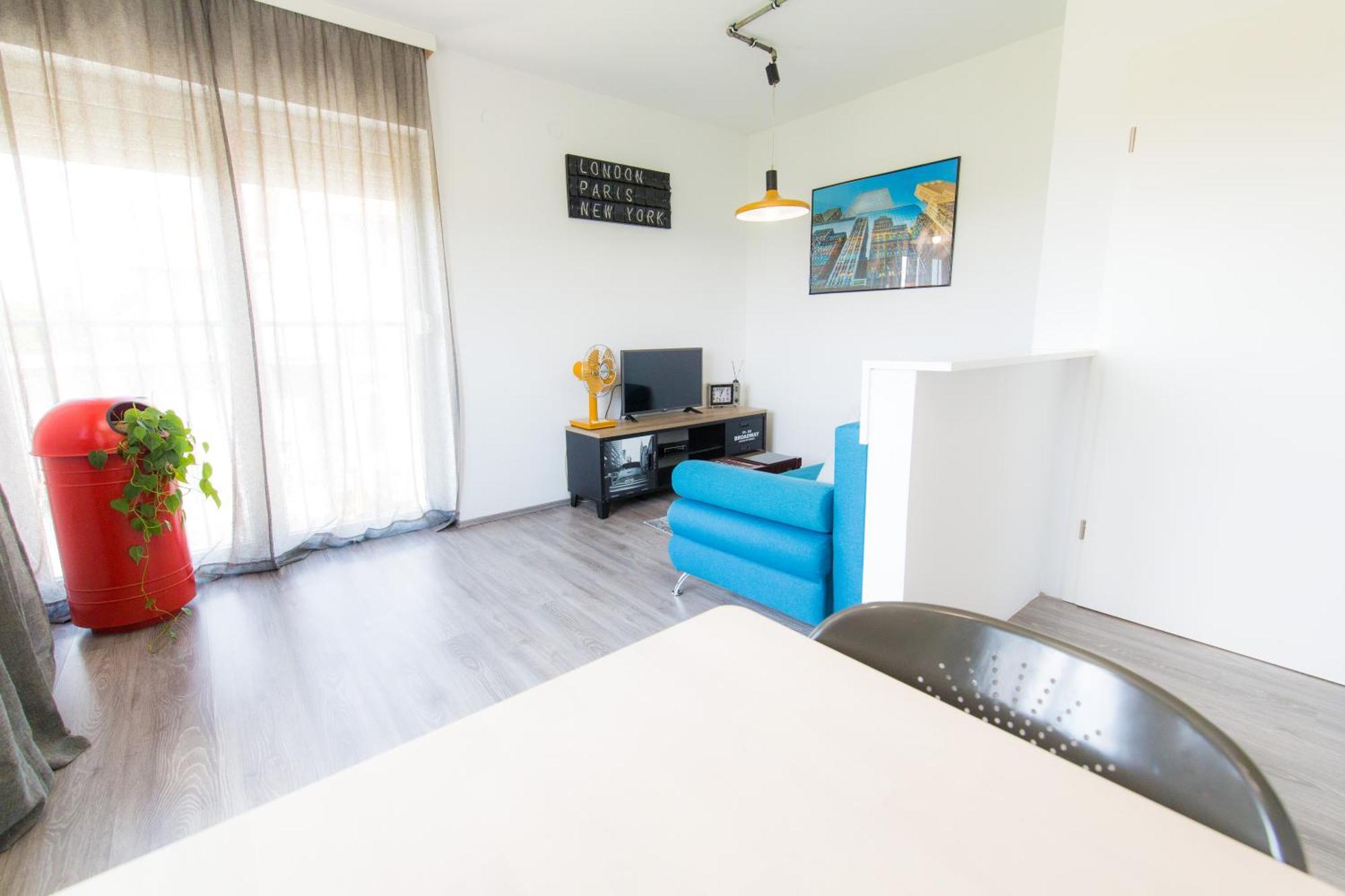 Tara Garden Hotel Velika Gorica Exterior photo
