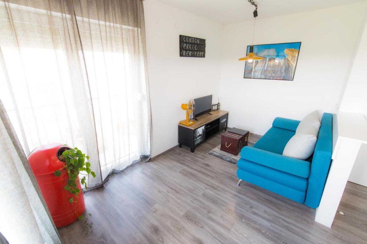 Tara Garden Hotel Velika Gorica Exterior photo